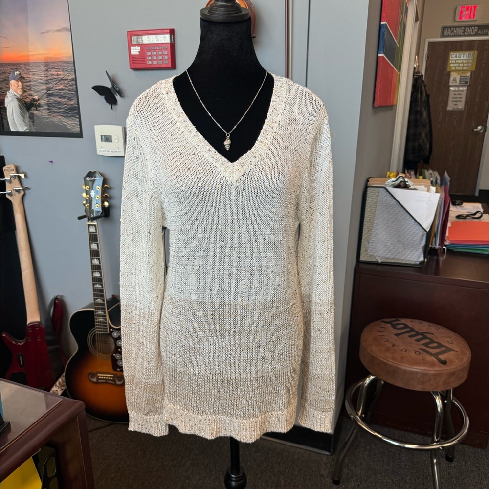 Liz Claiborne lightweight sweater